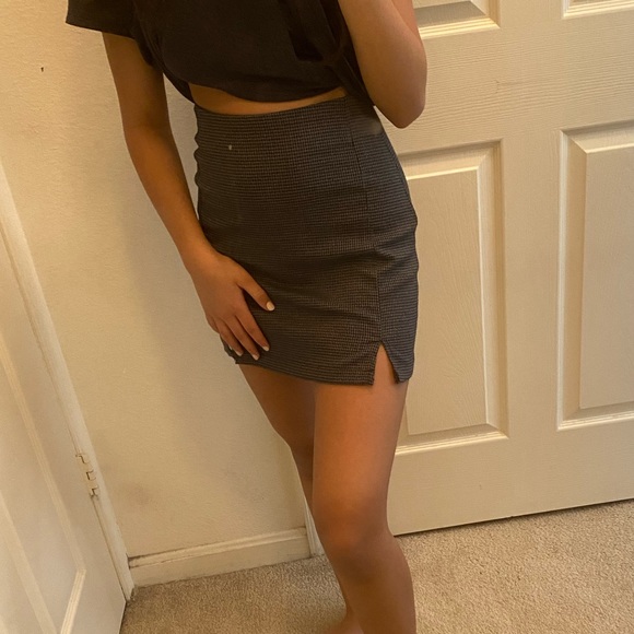 SOLD ON MERC@RI - Picture 7 of 7